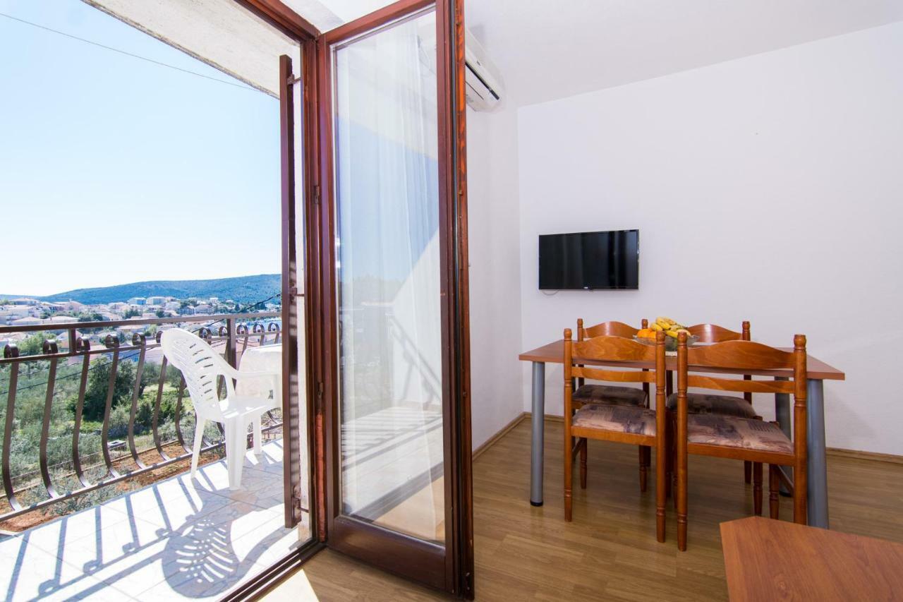 Apartments Jozic Seget Vranjica Dış mekan fotoğraf
