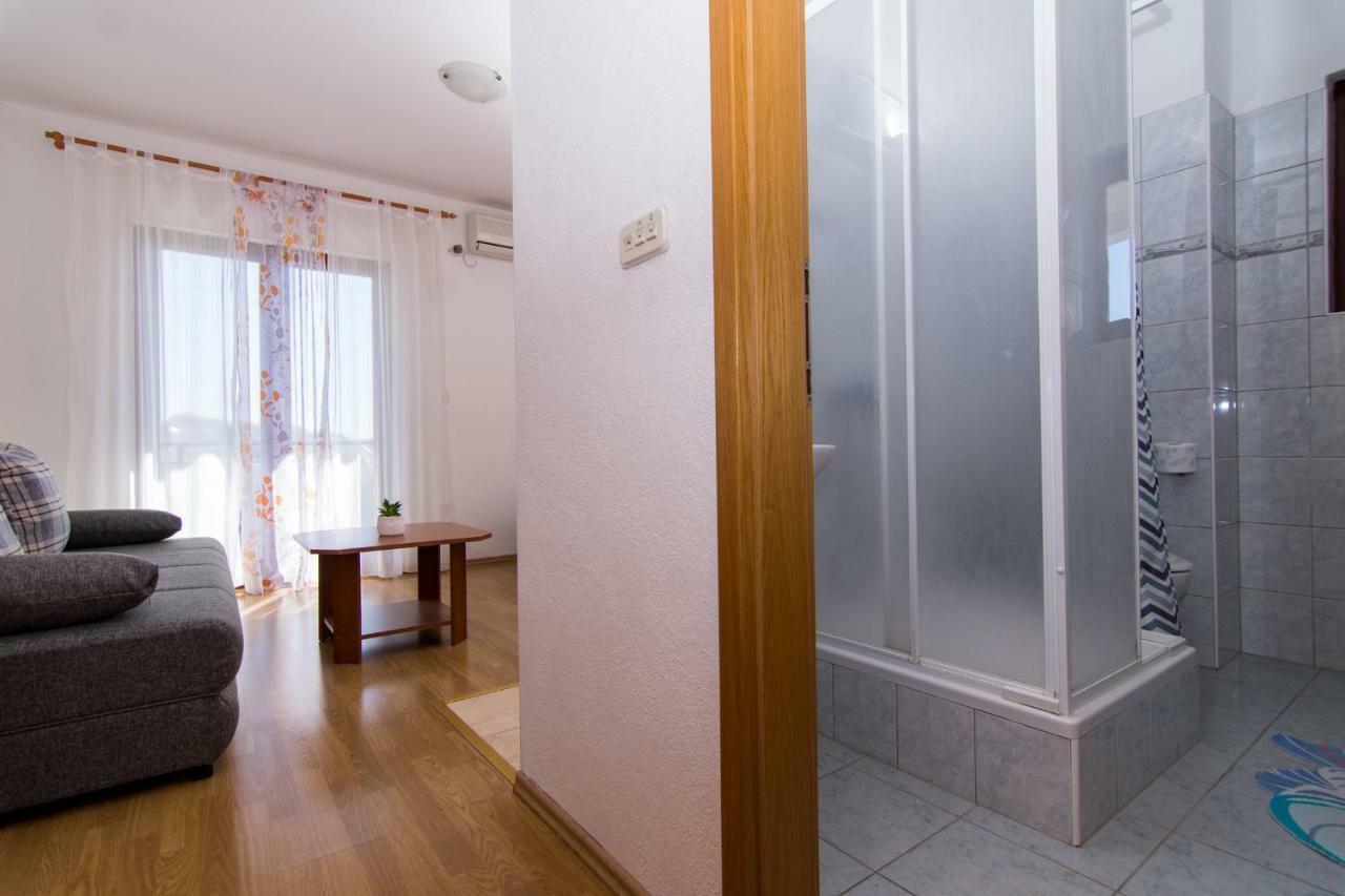 Apartments Jozic Seget Vranjica Dış mekan fotoğraf
